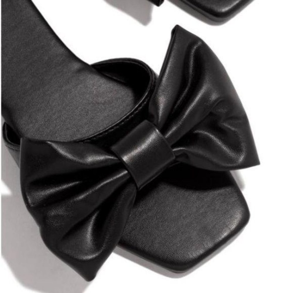 Black Bow Tie Slides - Picture 4 of 7